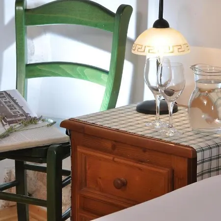 Casa Romantica La Parenzana Bed and Breakfast