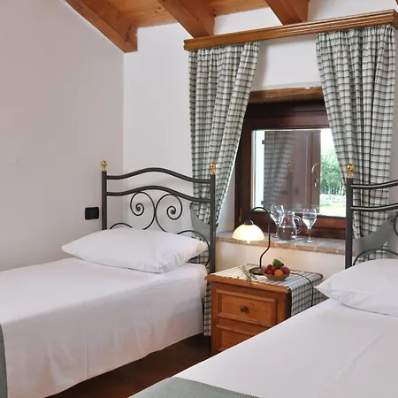 Bed and breakfast Casa Romantica La Parenzana 3*