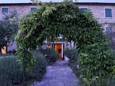 فندق مبيت وإفطار Casa Romantica La Parenzana