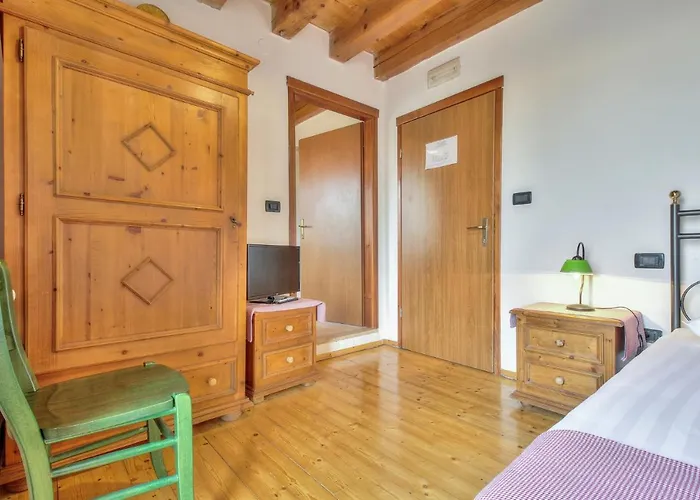 Casa Romantica La Parenzana 3* Buje