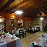 לינה וארוחת בוקר Casa Romantica La Parenzana בוג'ה