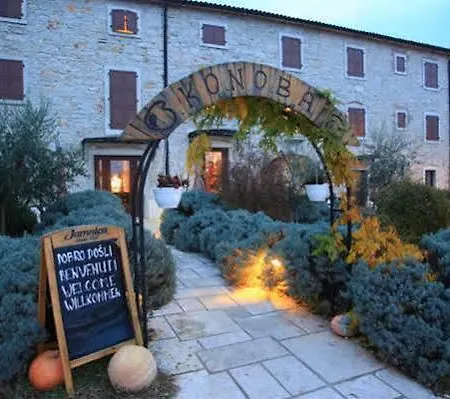 Panzió Casa Romantica La Parenzana Buje