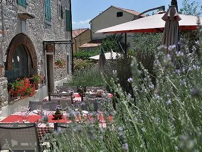 Panzió Casa Romantica La Parenzana Buje